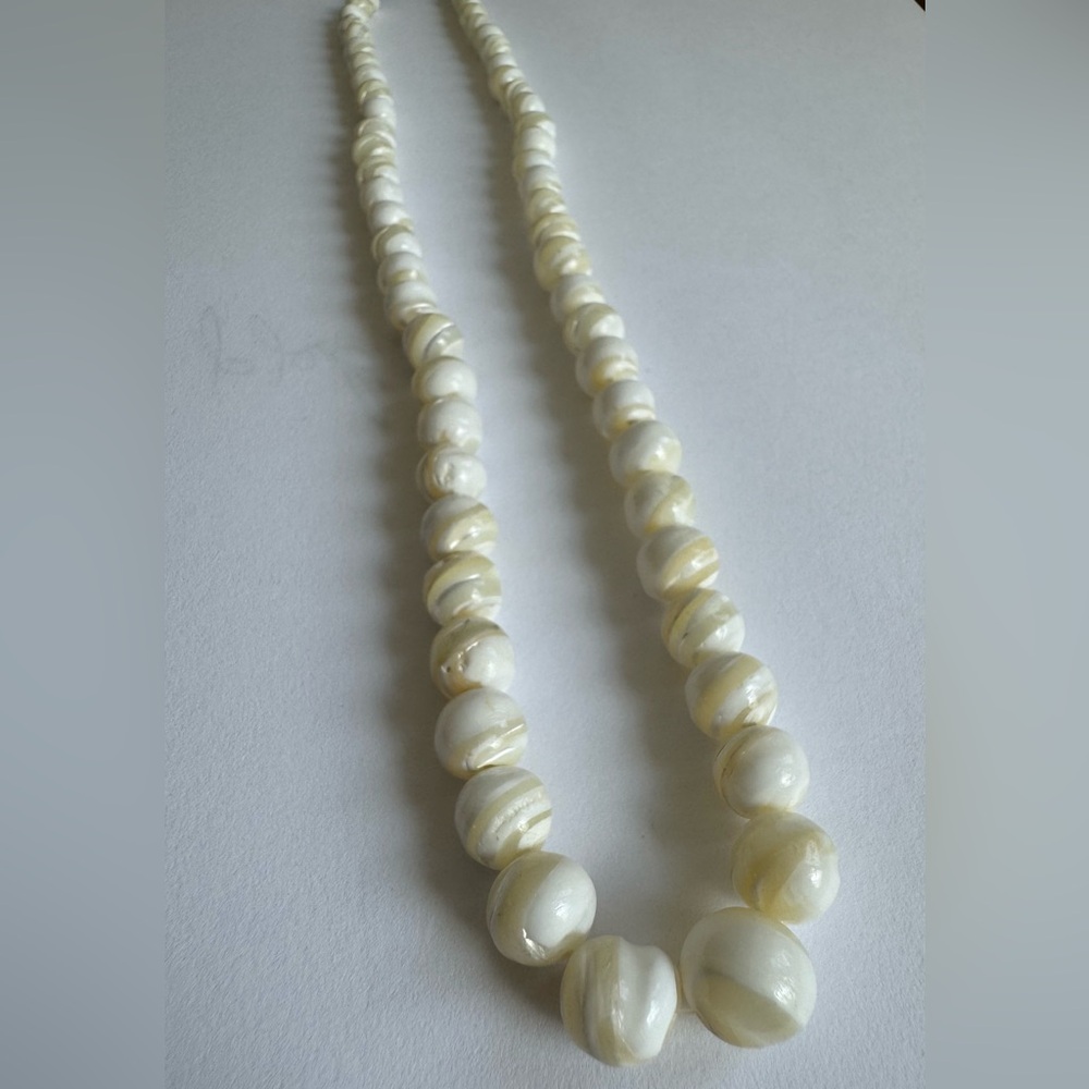 Vintage Graduated Pearl Necklace